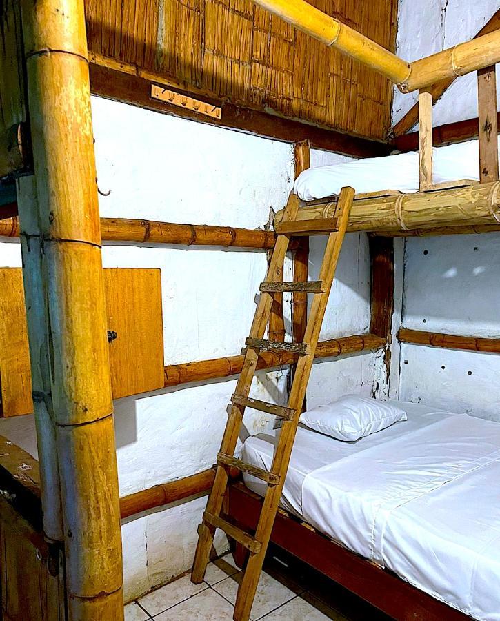 Kamala Surf & Backpacker Hostel Montañita 外观 照片
