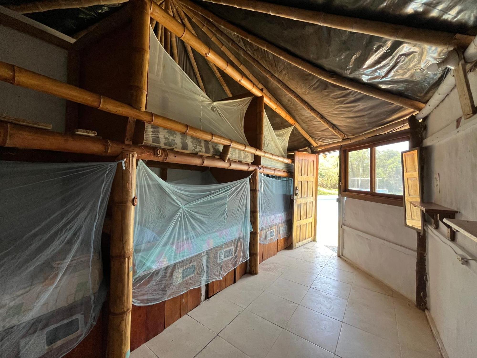 Kamala Surf & Backpacker Hostel Montañita 外观 照片