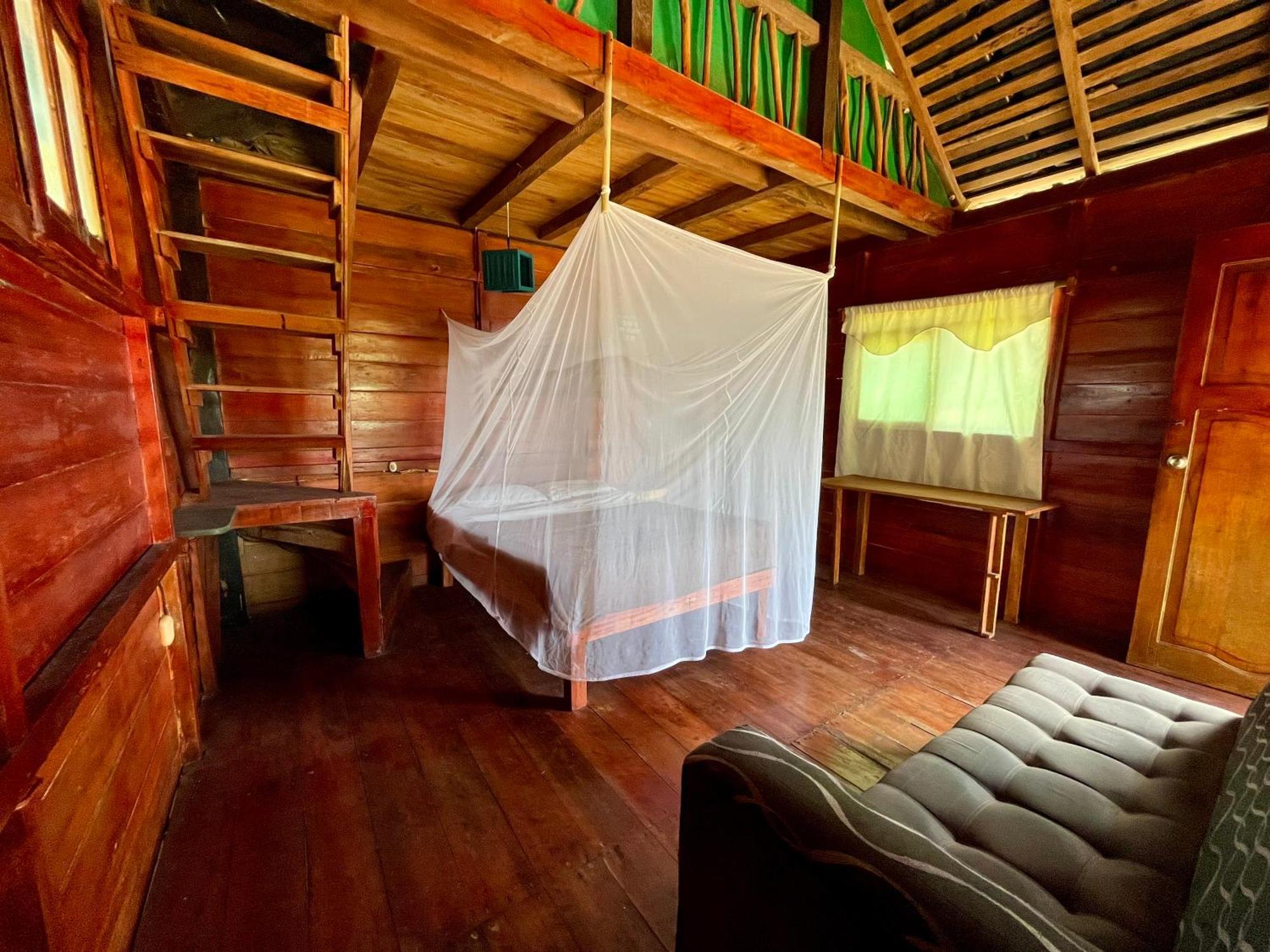Kamala Surf & Backpacker Hostel Montañita 外观 照片